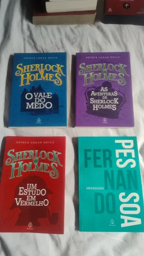 Livros de R$18 a R$35