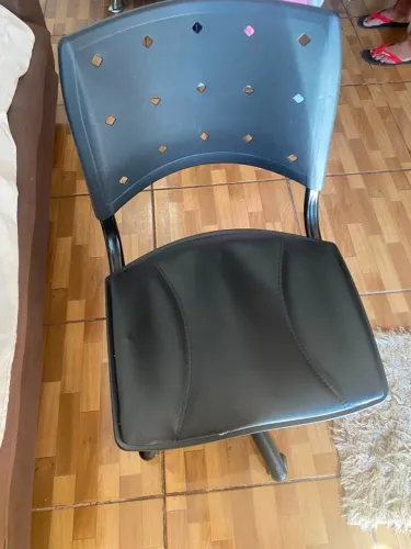 VENDO Cadeira Giratória Secretária