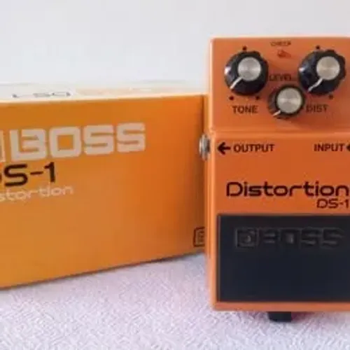 Pedal BOSS DS-1 DISTORTION GUITARRA