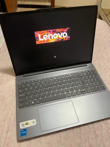 Notebook Lenovo Ideapad Slim 3