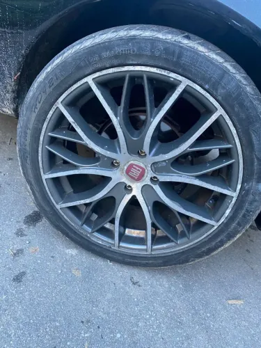 Rodas 17 4 furos modelo Fiat e outros 