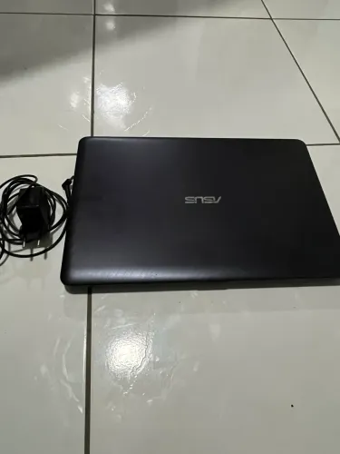 Notebook Asus