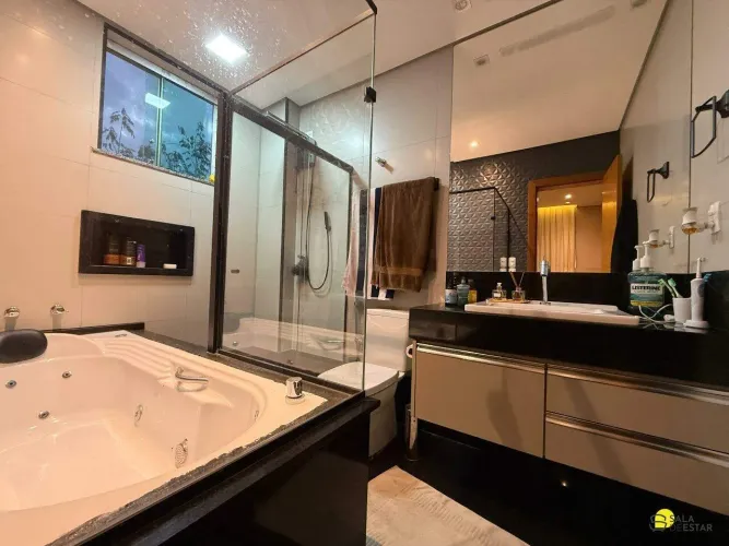 Apartamento 4 quartos (1 suíte) no Barreiro, fundo | Colégio Athos 2 vagas