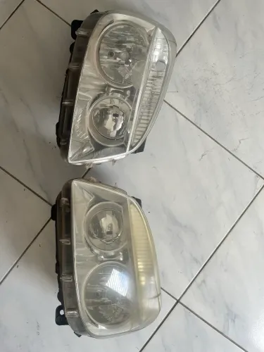 Par de farol para Doblô