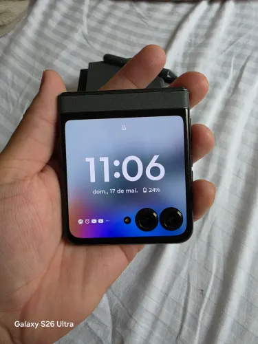 Motorola Razr 50