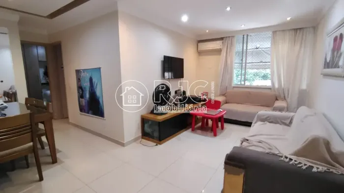 Imóvel para venda possui 65 metros quadrados com 2 quartos em Tijuca - Rio de Janeiro - RJ