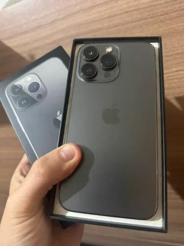 13 PRO 256GIGAS NA CAIXA! Não troco, valor abaixo já!