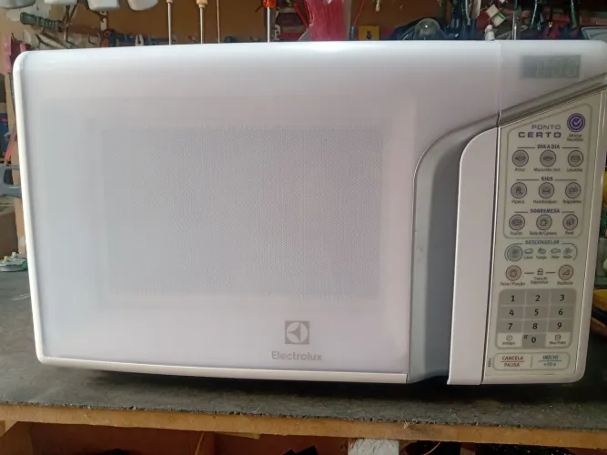 MICROONDAS ELECTROLUX 31 LITROS - BAIRRO VARGEM GRANDE