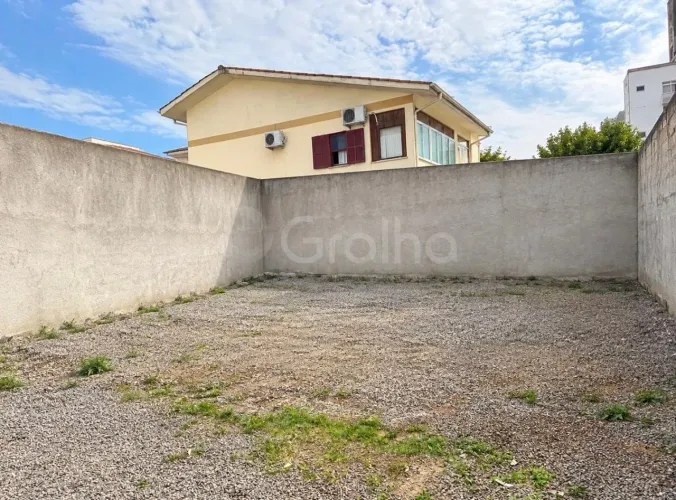Terreno Urbano com 388,57 m2 no Centro da Palhoça