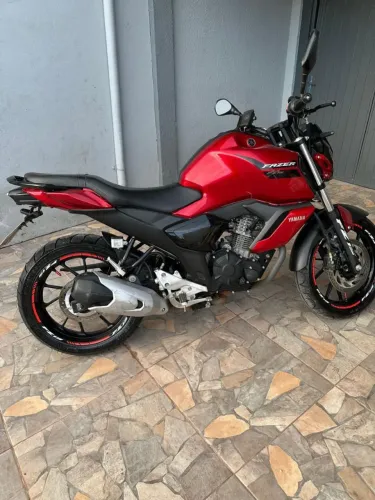 Fazer 150, ano 22/23, ligado 