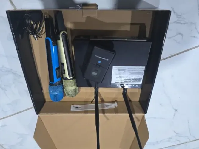 Microfone sem fio Duplo + bodypack de brinde