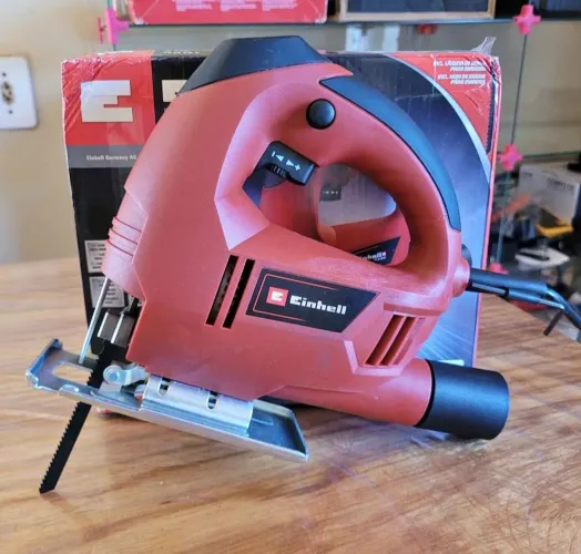 Serra tico-tico  Einhell 127V 400W de Potência produto novo na caixa 