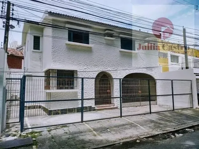 Vendo Ótima Casa comercial com 243m no Bairro da Boa Vista / Recife