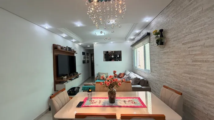 Apartamento sem condomínio 140 mts 02 dormitórios