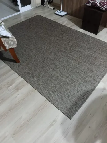 Tapete para sala na cor cinza