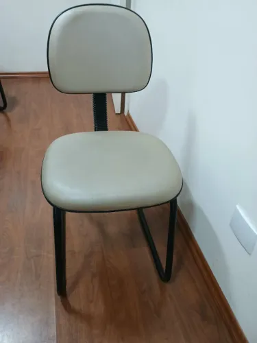 Cadeiras estofadas para escritório/escola