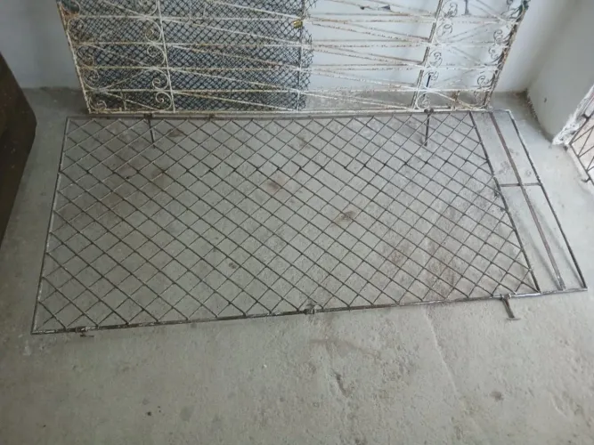 Gostaria de vender esses dois potão
