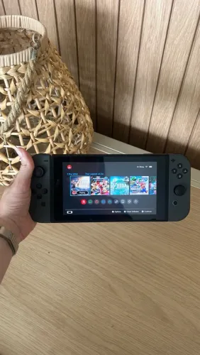 Nintendo Switch v1