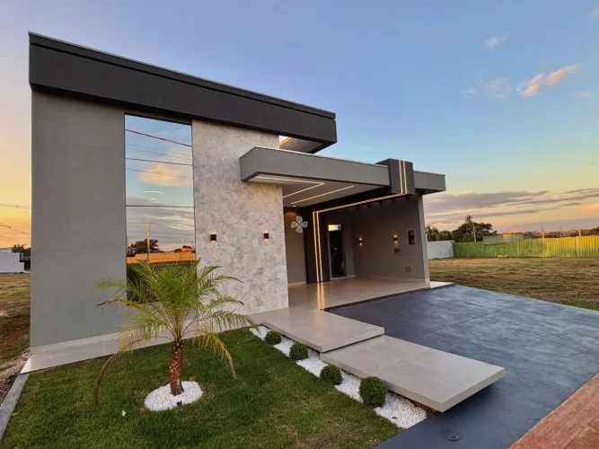 Casa nova de alto padrão em Condomínio Resort | 1 suíte + 2 quartos | 117,88 m² | Dourados