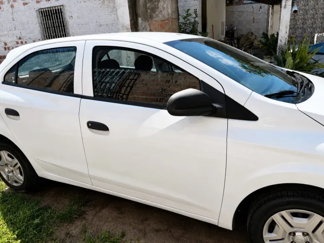 Chevrolet Onix Hatch LS 1.0 8V Flex Power Mec. 4P 2015