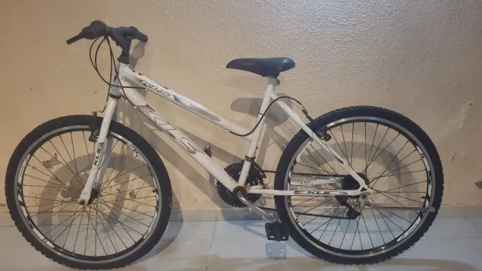 Bicicleta Sport Gold Aro 26 Freio V-brake Mtb 21 Marchas Kls (Usado)