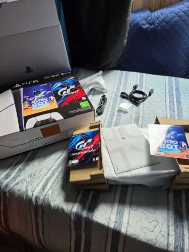 Ps5 jailbreak zerado digital +Astrobot e Gran Turismo