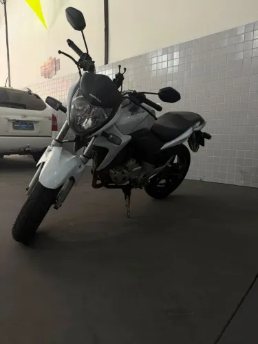 Cb 300 2014