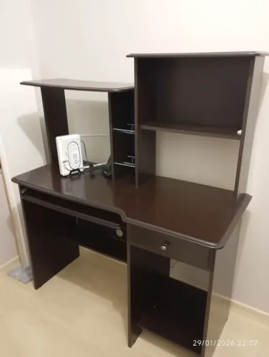 Vendo mesa escrivaninha R$ 100,00