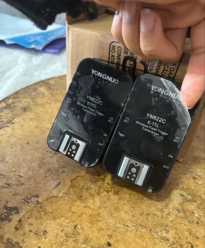 Vendo 2 rádio flash