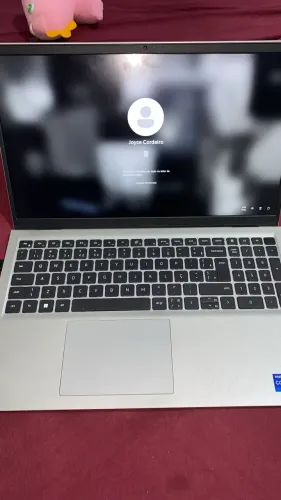 Dell inspiron 1T SSD 16 Gb RAM 512 HD 2 Gi de placa de vídeo 
