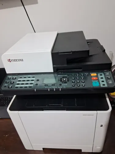 Kyocera ECOSYS M5521cdn Multifuncional Colorida Laser - Rede, Duplex e Scanner