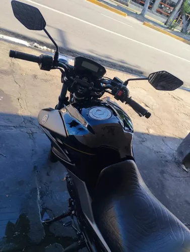 Fazer 250