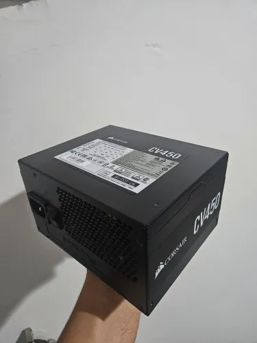 Fonte Corsair CV450