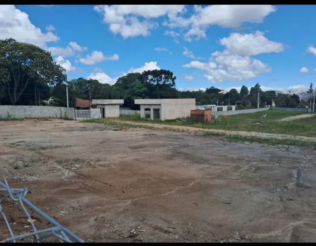 Terrenos Planos//Bem Localizado ///Prox Atuba//