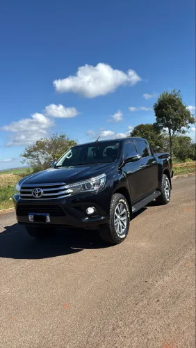Toyota Hilux CD SRX 4X4 2.8 TDI 16V Diesel Aut. 2017