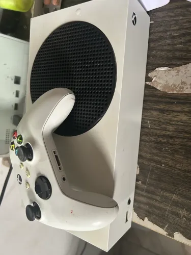Xbox Séries S + 2 controles