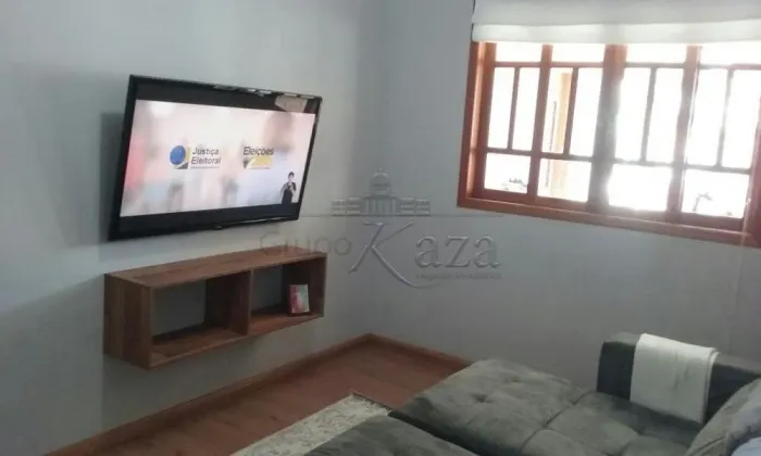 Casa Comercial Residencial em São José dos Campos