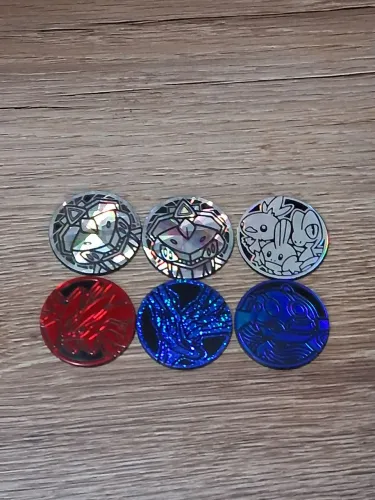 conjunto de 6 moedas pokémon prateado e XY olecionáveis