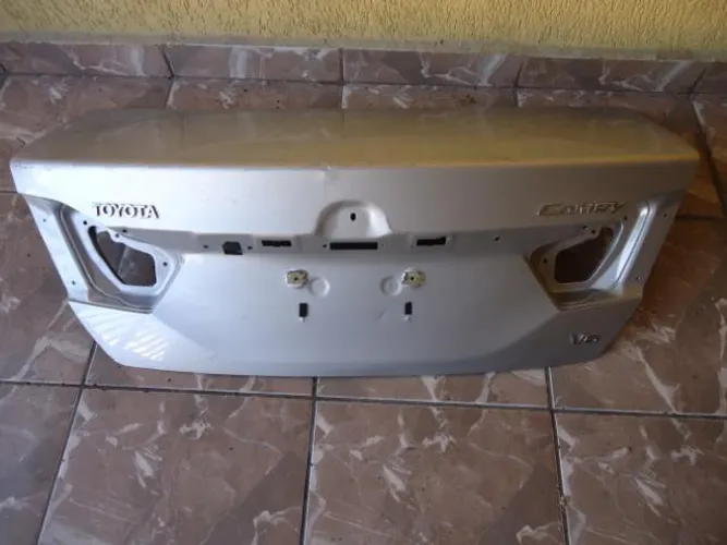 Tampa traseira toyota camry 2012 2013 2014 2015 2016