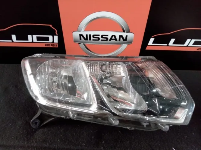 Farol de Renault Sandero-Logan 2014 a 2017 original lado direito
