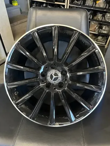 Rodas MERCEDES C43 /45 AMG  Originais  19x7,5 19x8,5  Preto  Bordas Diamante R$15.000,00