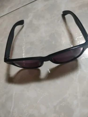 Óculos de sol unissex.
