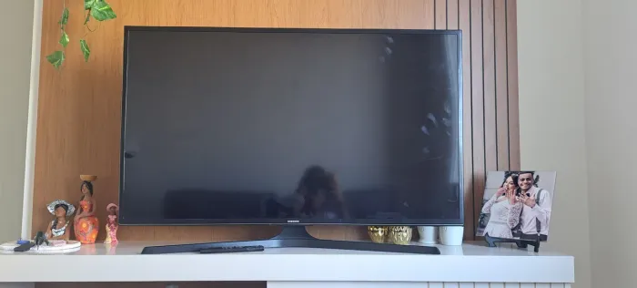 Tv Samsung (un40mu6100g)