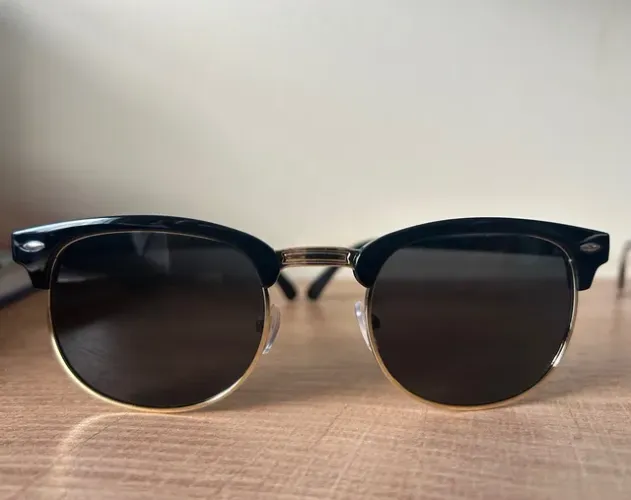 óculos de sol novos