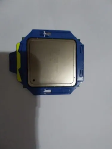Processador Intel Xeon E5-2660 2.20ghz 8-core Cache De 20 M 