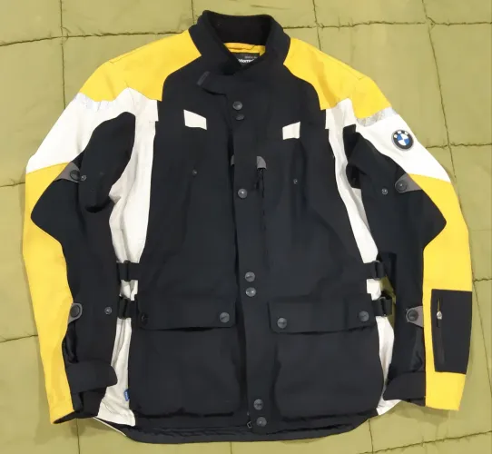 Conjunto jaqueta e calça BMW GS Dry