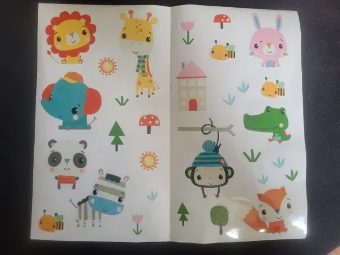 Cartela de adesivos infantis