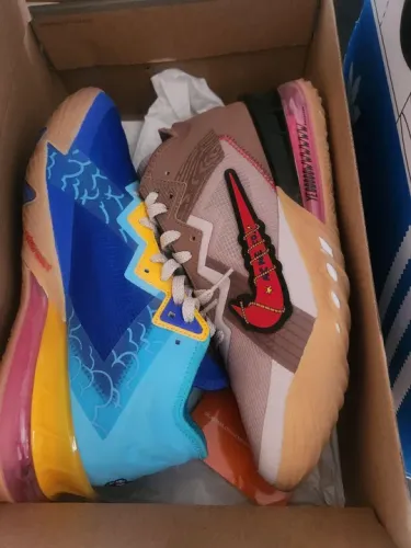 Tênis Nike - Tamanho 42