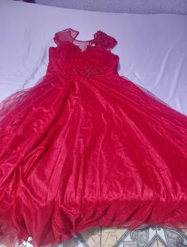 Vestido de Festa Vermelho Deslumbrante