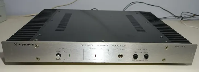 Vendo Amplificador Cygnus PA 400